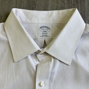 Brooks Brothers Regent Shirt Men's 17.5-2/3 White Red Blue Micro Striped